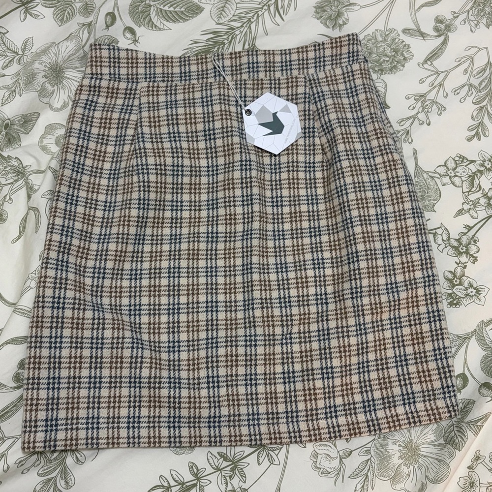 La Petite Garconne | Paper Crane Plaid Mini Skirt in Tan and Black